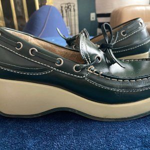 Steve Madden loafers, size 8, forest green